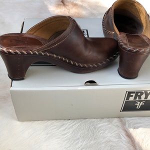 Frye Boots Brown Distressed Charlotte Ring Clogs